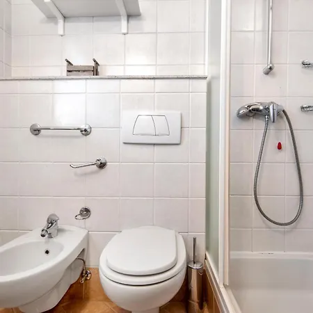 Larice Bianco App N3 Aparthotel *